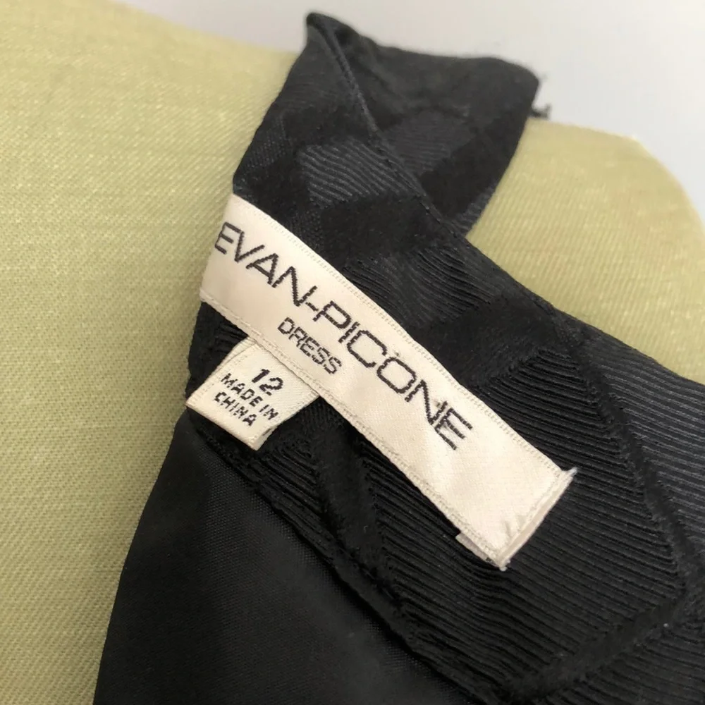 Evan-Picone black cocktail dress - Picture 4 of 9